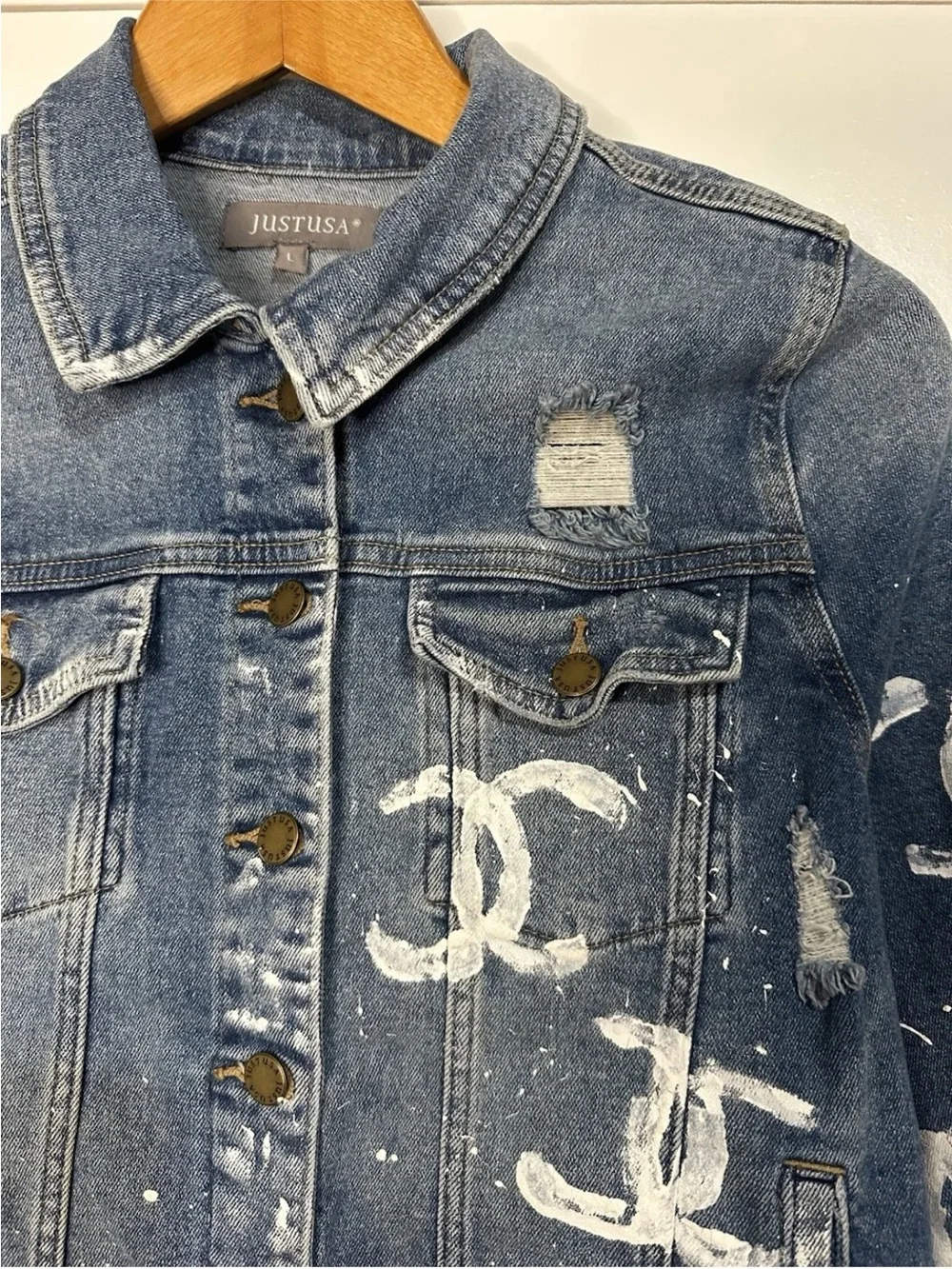 Just USA Distressed Jean Jacket Hand Painted Boutique NWT Sz L Wearable Art - Picture 3 of 13